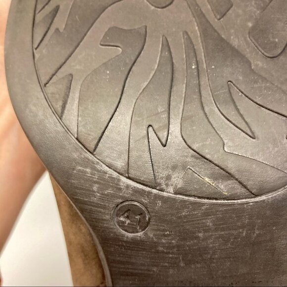 INGLEDEW’S Sz 41 Suede Embellished Made in Romania Stacked 3” Heel Booties - Picture 9 of 11